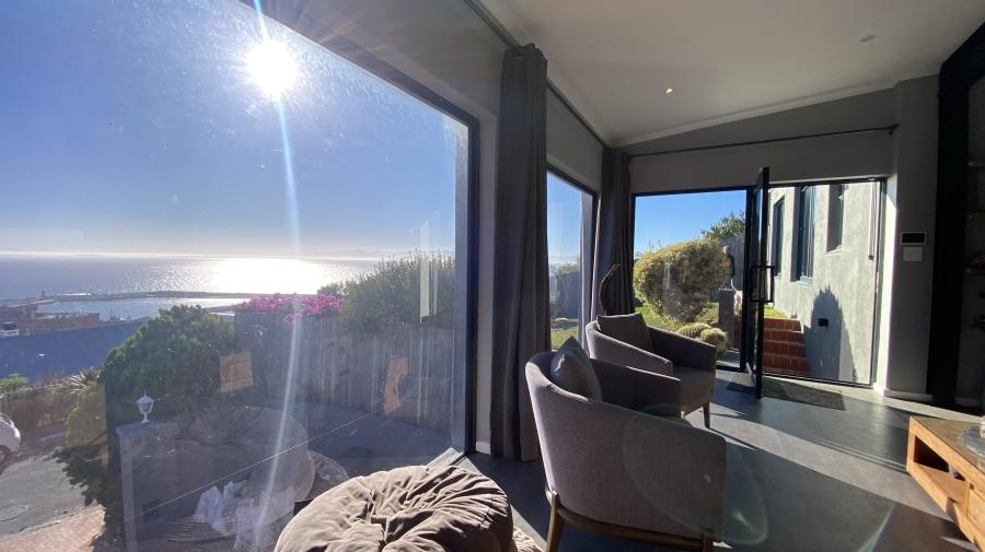 3 Bedroom Property for Sale in Simons Kloof Western Cape